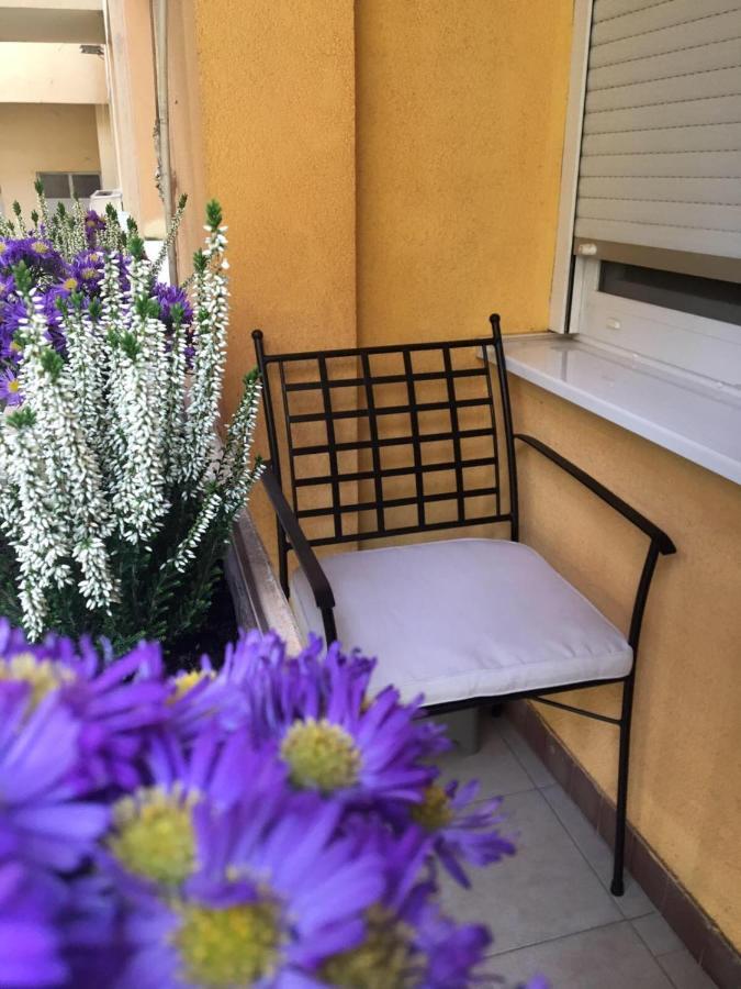 Reon Apartment, - Self Check In * Osijek